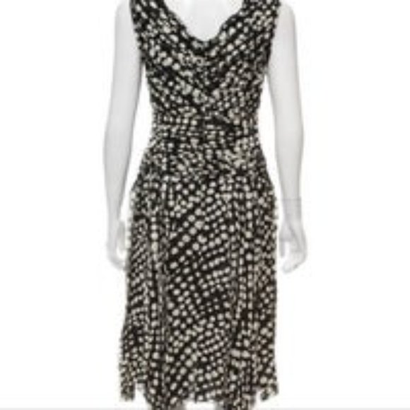 CAROLINA HERRERA Black & White/Ivory Polka Dot Silk Chiffon Dress Size 6 - Picture 2 of 8